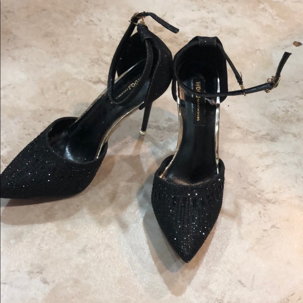 Black shoes